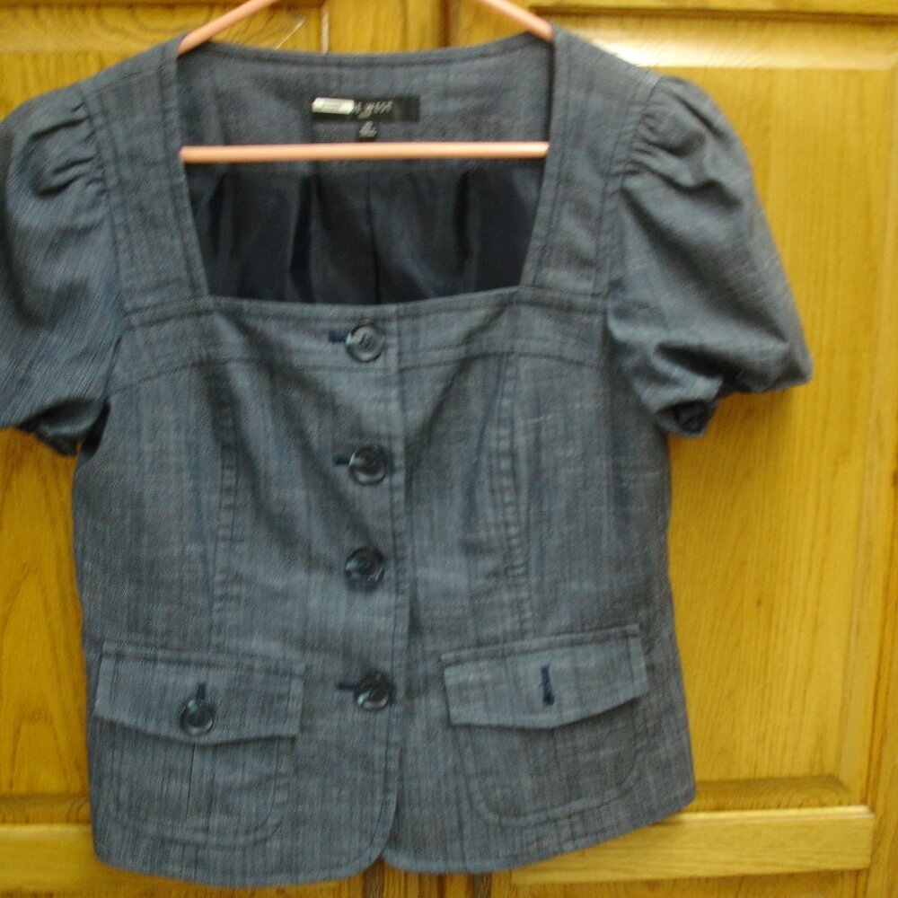 WMN'S NINE WEST FULLY LINED SHORT SLEEVED JACKET SIZE 10 BLUE